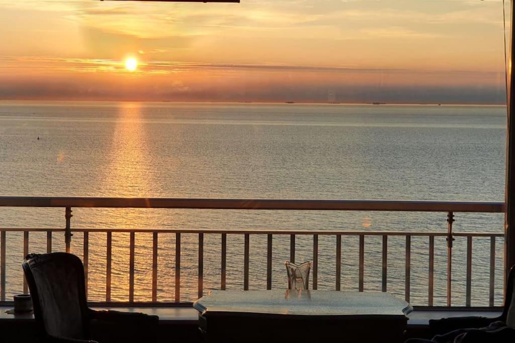The Best Sea & City View Ostend - Parking Optional Екстериор снимка